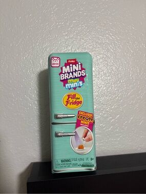 ZURU Mini Brands Fill the Fridge Playset - Mint Green
